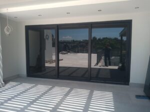 Canceles, ventanas y puertas de PVC